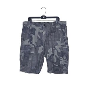 Levi's Blueish Gray Camouflage Cargo Shorts Men's Size 38